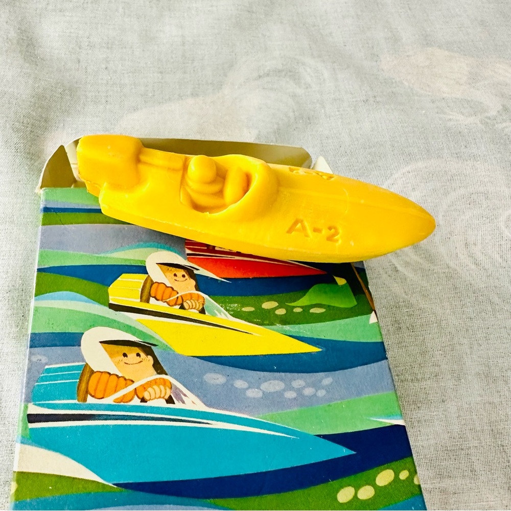 Vintage 1969 Avon Tub Racers Boat Soaps 3 in Box